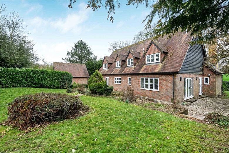 4 bedroom house, The Lee, Great Missenden HP16 - Available