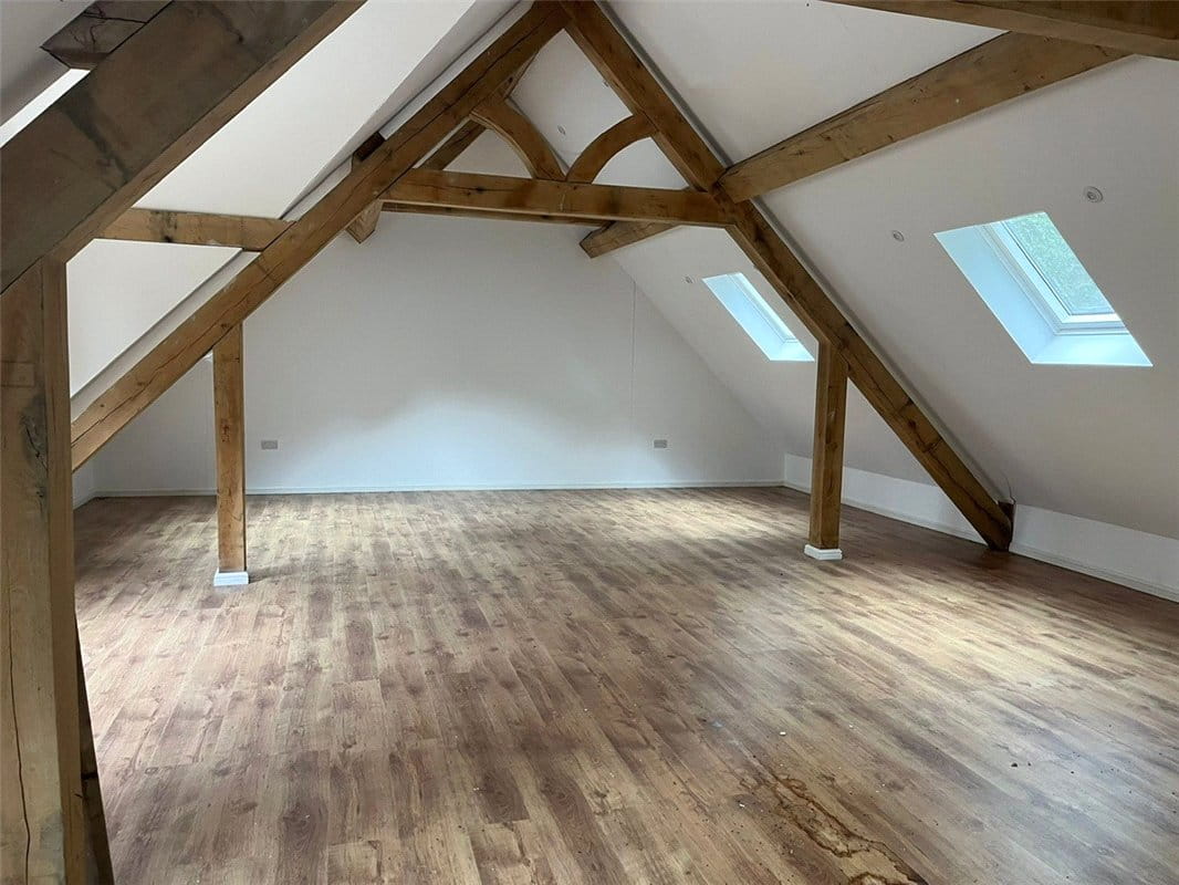 5 bedroom house, Tortington, Arundel BN18 - Available