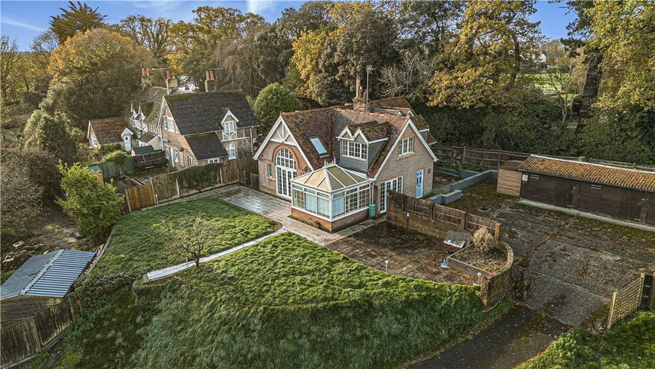 4 bedroom house, Yapton Lane, Walberton BN18 - Available