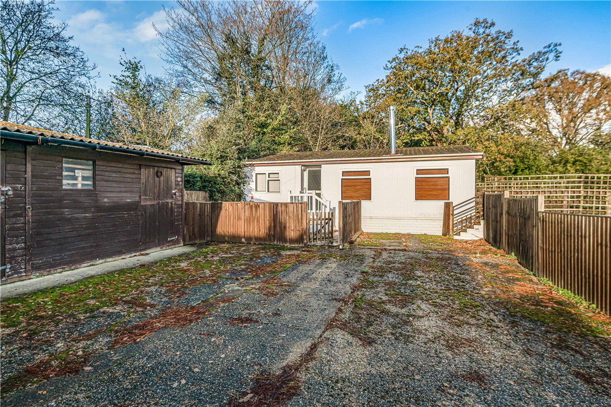 4 bedroom house, Yapton Lane, Walberton BN18 - Available