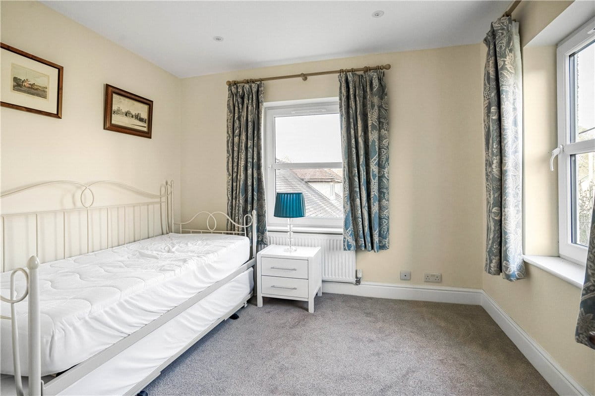 6 bedroom house, Eynsham Road, OX2 - Available