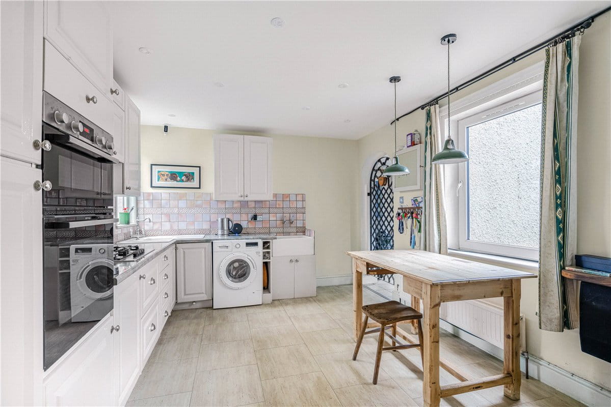 6 bedroom house, Eynsham Road, OX2 - Available