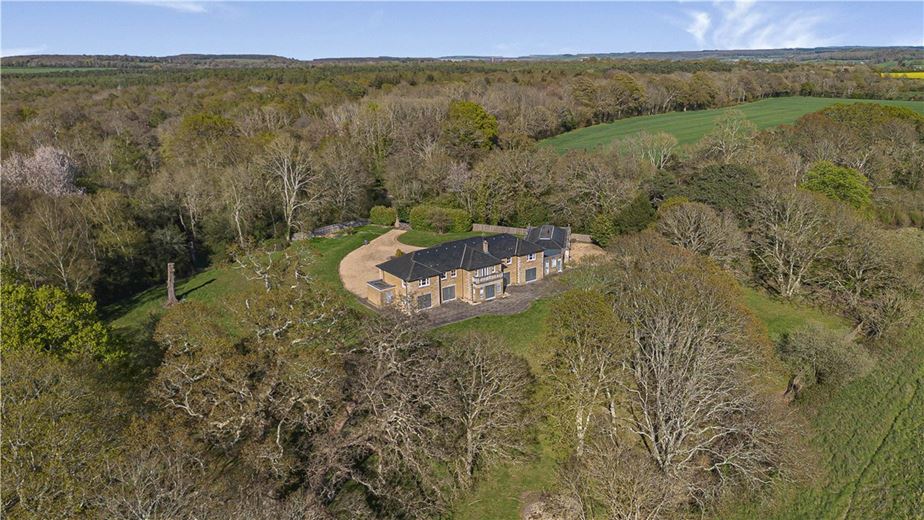 5 bedroom house, Binsted, Arundel BN18 - Available