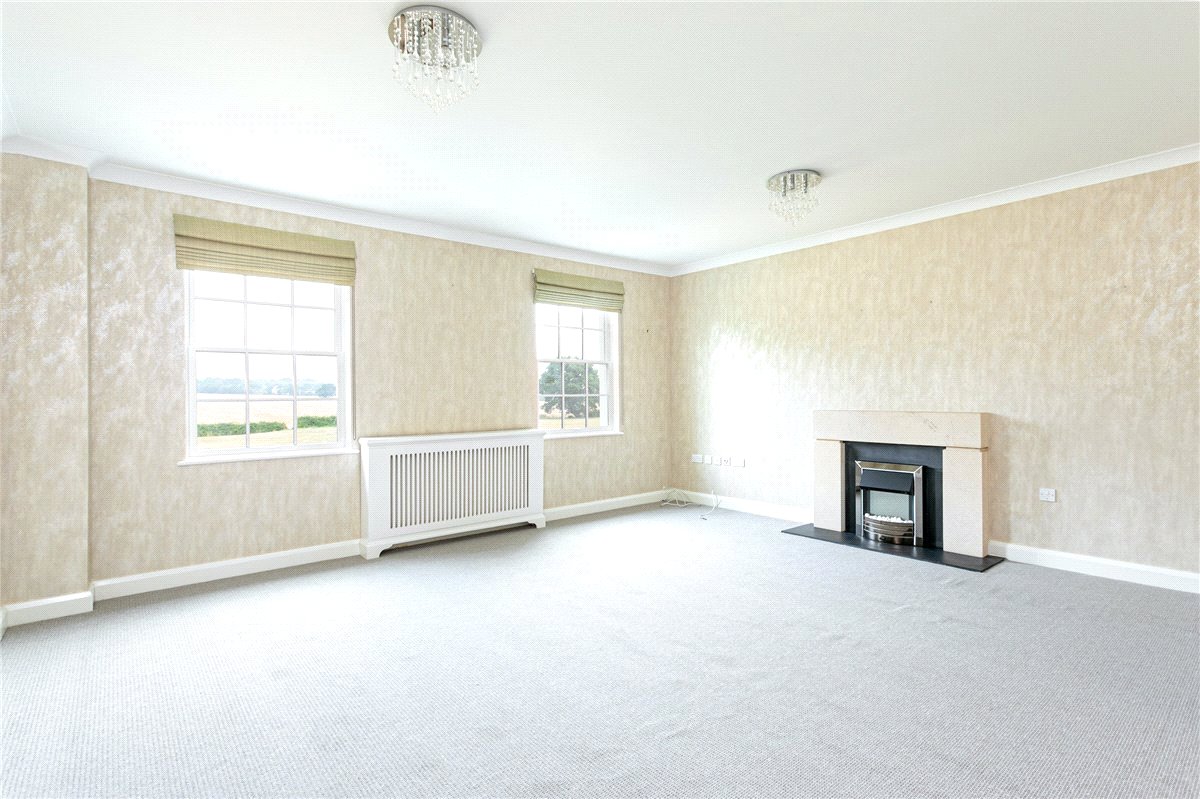 3 bedroom house, Arundel Wing, Tortington Manor BN18 - Available