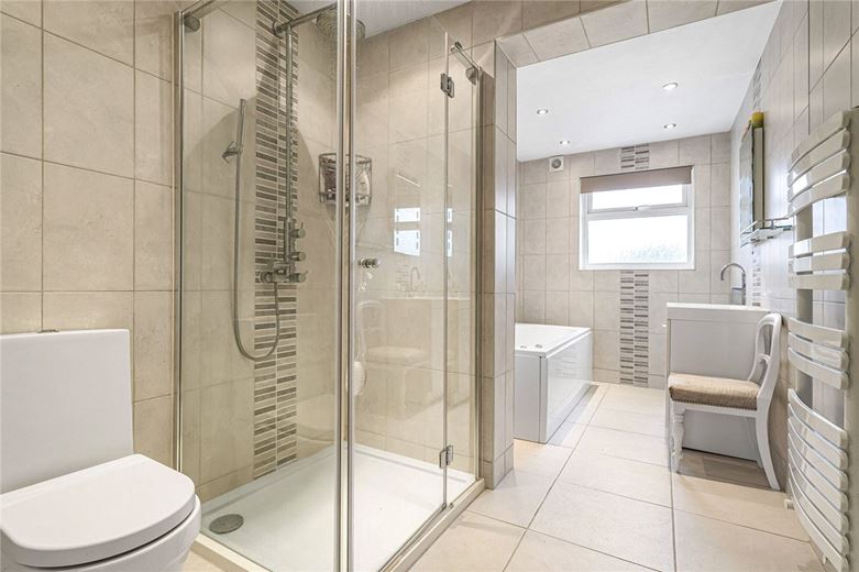 4 bedroom house, Oxford Road, Burford OX18 - Available