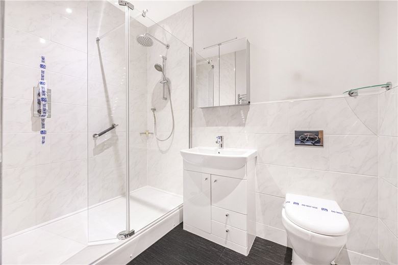 3 bedroom house, Tortington Manor, Ford Road BN18 - Available