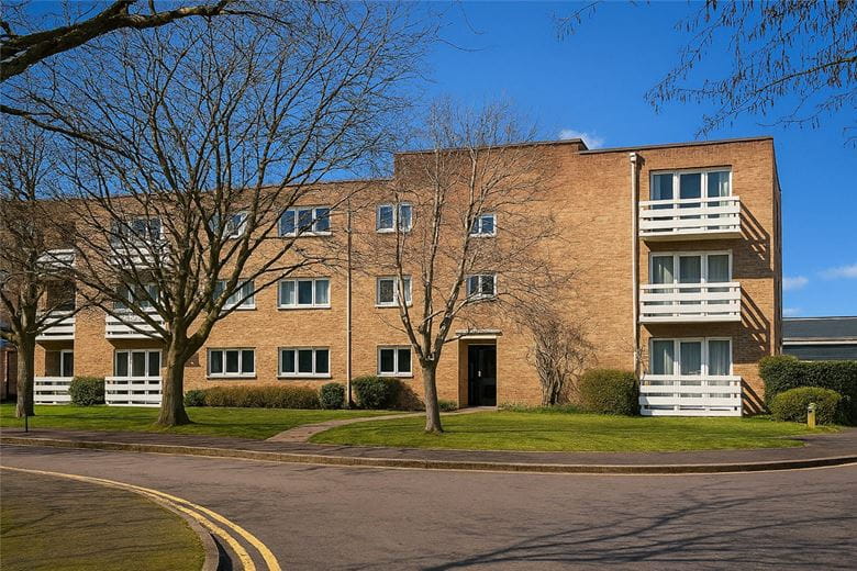2 bedroom flat, Cunliffe Close, Oxford OX2 - Available