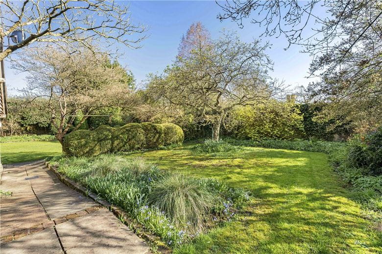 5 bedroom , Great Haseley, OX44 - Available