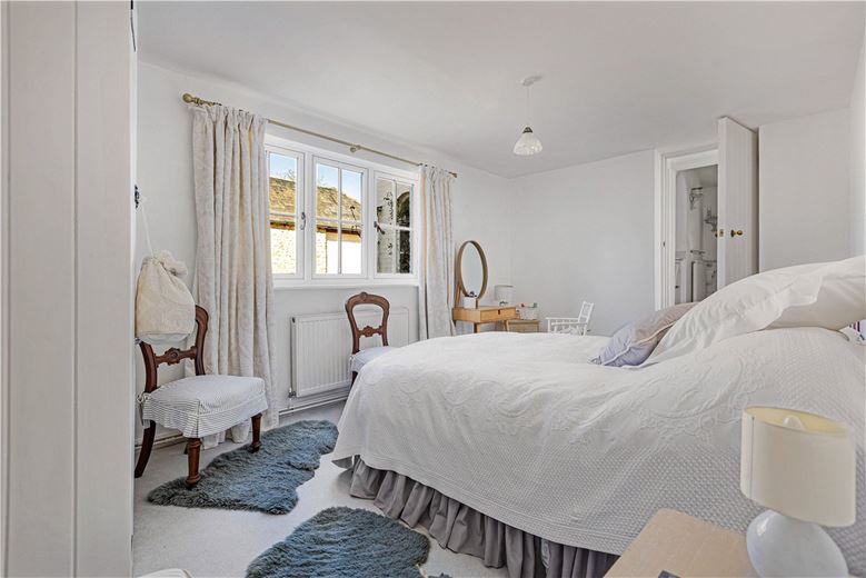 6 bedroom house, Church Road, Hinton Waldrist SN7 - Available