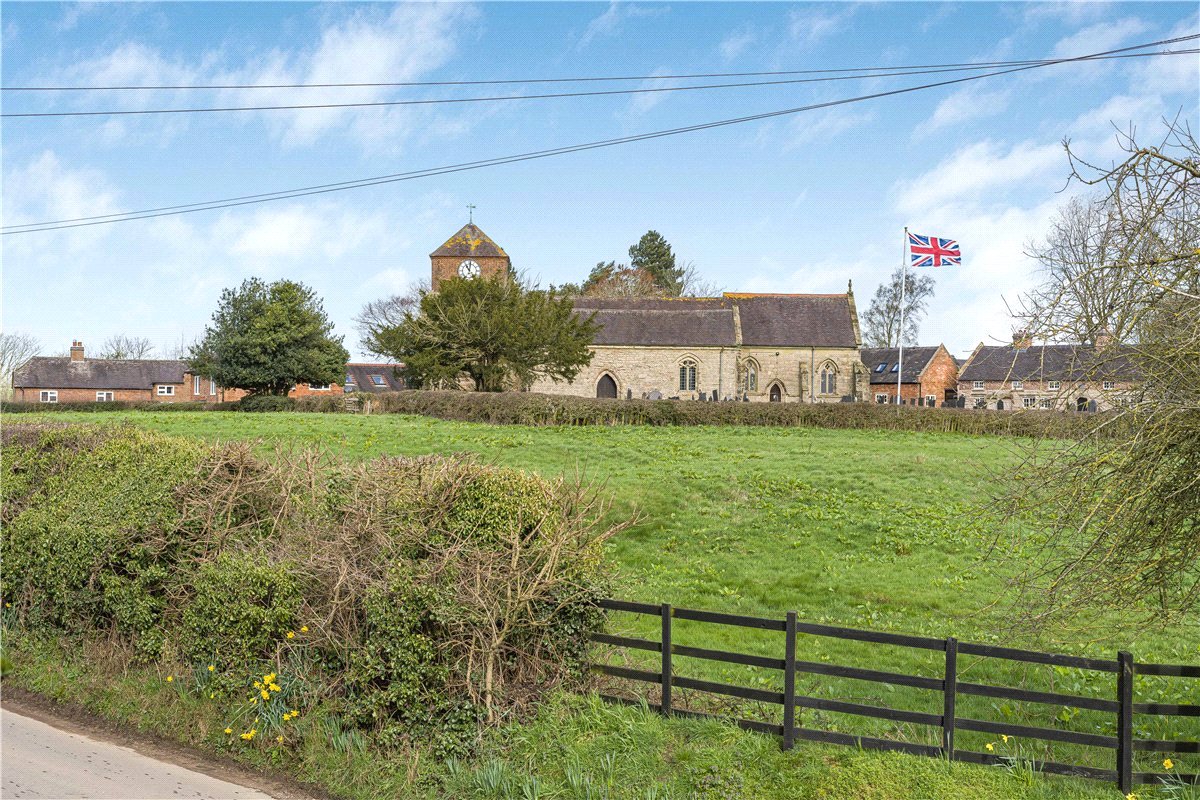 2 bedroom cottage, Main Street, Sutton Cheney CV13 - Available