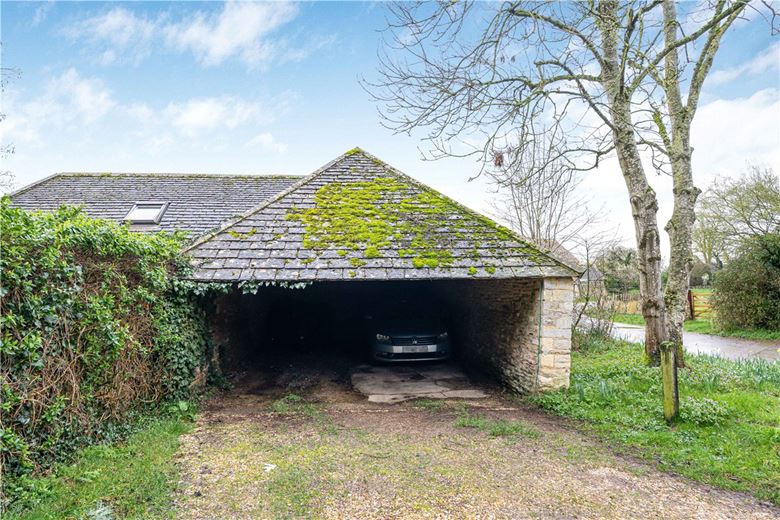 3 bedroom cottage, Manor Cottages, Kelmscott GL7 - Available