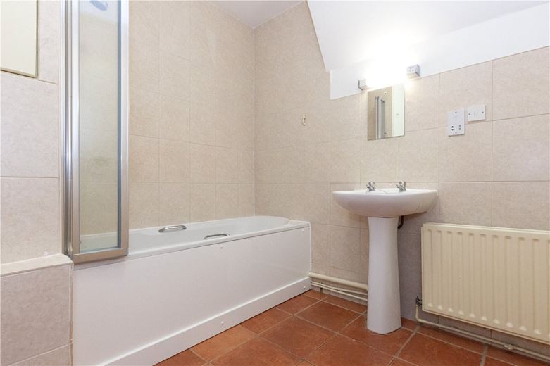 1 bedroom flat, Cowley Road, Oxford OX4 - Available