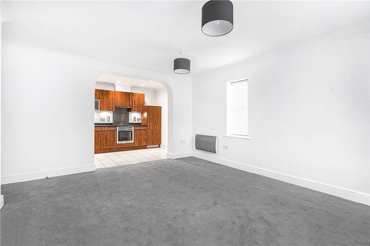 2 bedroom flat, Elizabeth Jennings Way, Oxford OX2 - Let Agreed