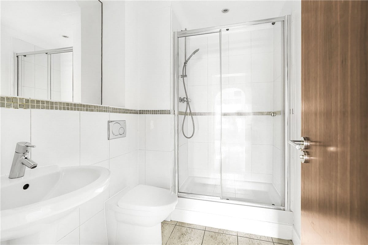 2 bedroom flat, Elizabeth Jennings Way, Oxford OX2 - Let Agreed