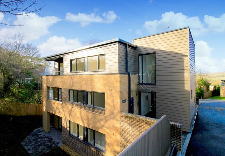 3 bedroom flat, Mortimer Court, 66 Cumnor Hill OX2 - Available