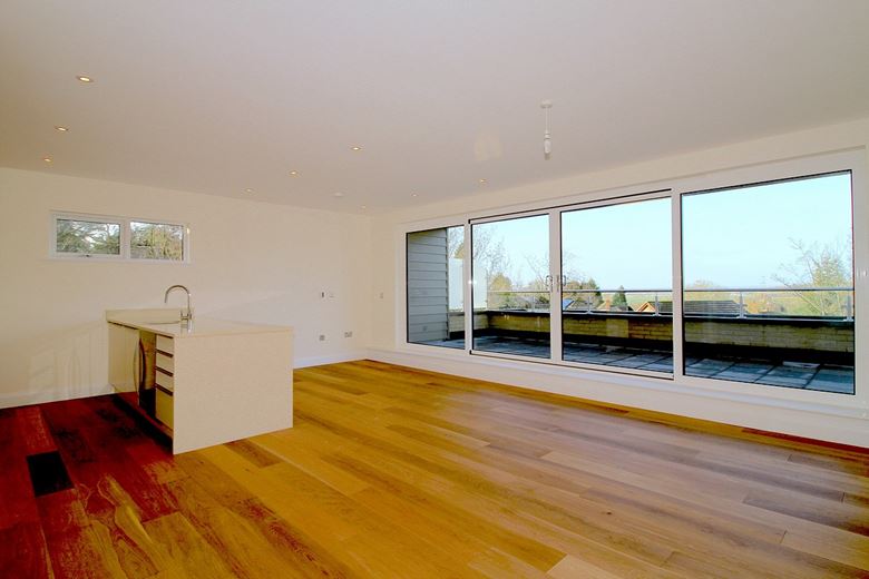 3 bedroom flat, Mortimer Court, 66 Cumnor Hill OX2 - Available