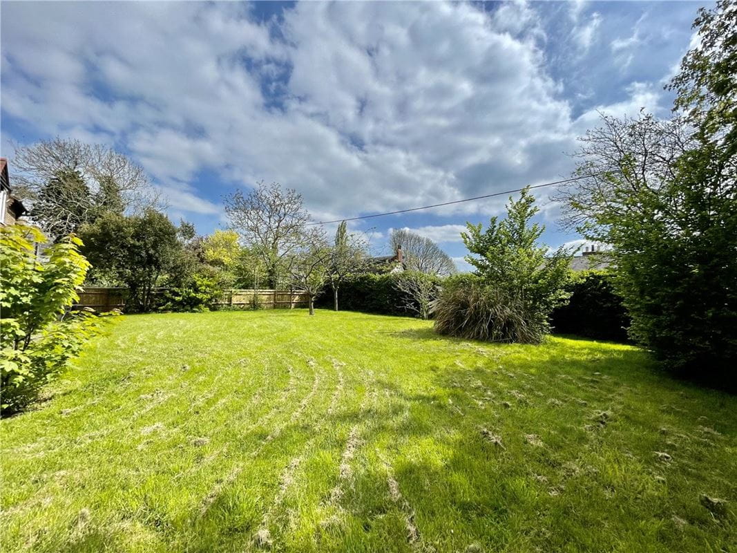 4 bedroom house, Queen Catherine Road, Steeple Claydon MK18 - Let Agreed