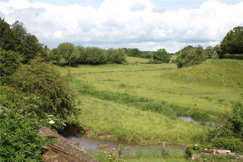 4 bedroom house, Upper Cleveley, Chipping Norton OX7 - Available