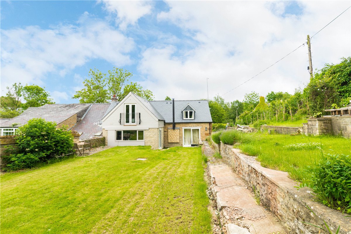 4 bedroom house, Upper Cleveley, Chipping Norton OX7 - Available