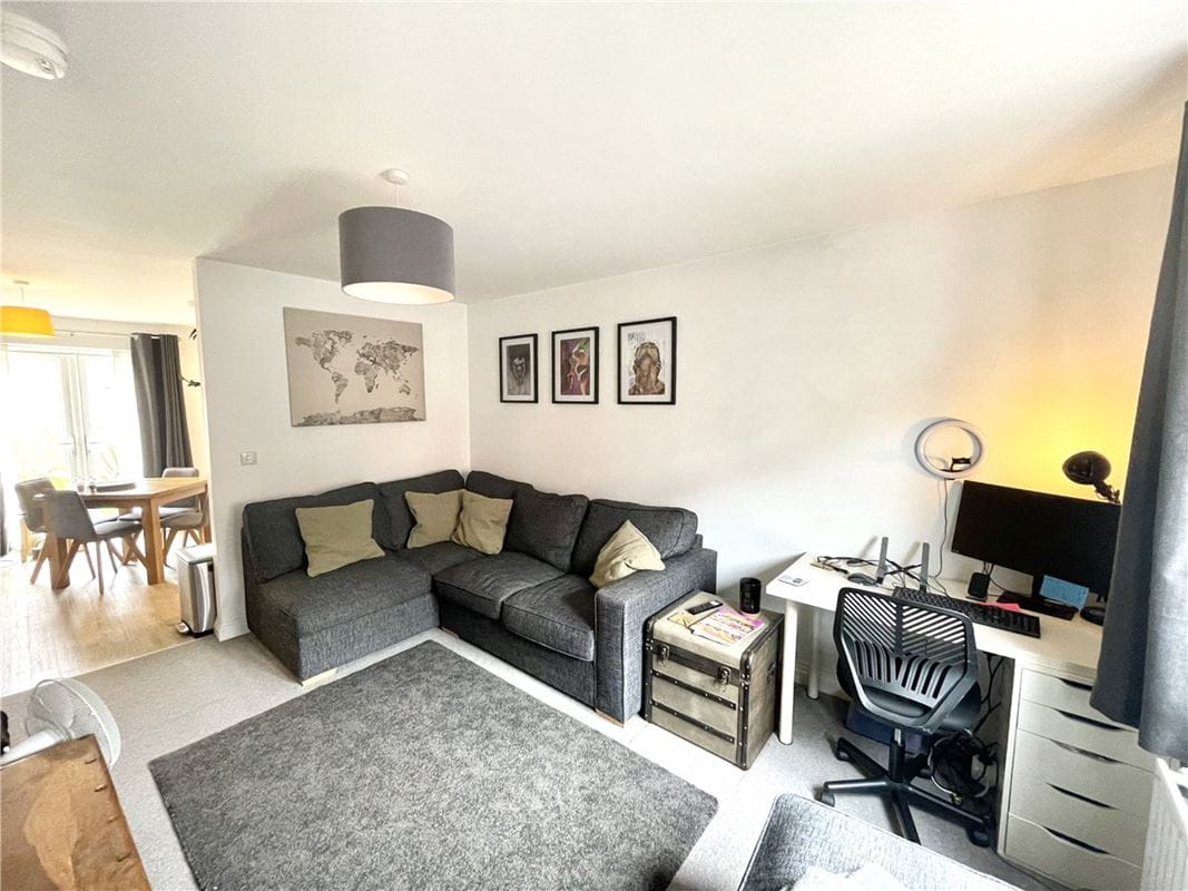 2 bedroom house, Merevale Close, Daventry NN11