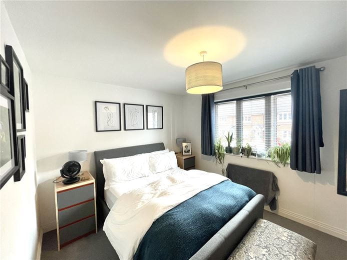 2 bedroom house, Merevale Close, Daventry NN11