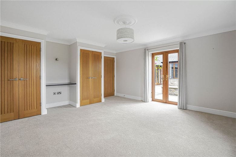 5 bedroom house, Manor Road, Wantage OX12 - Let Agreed