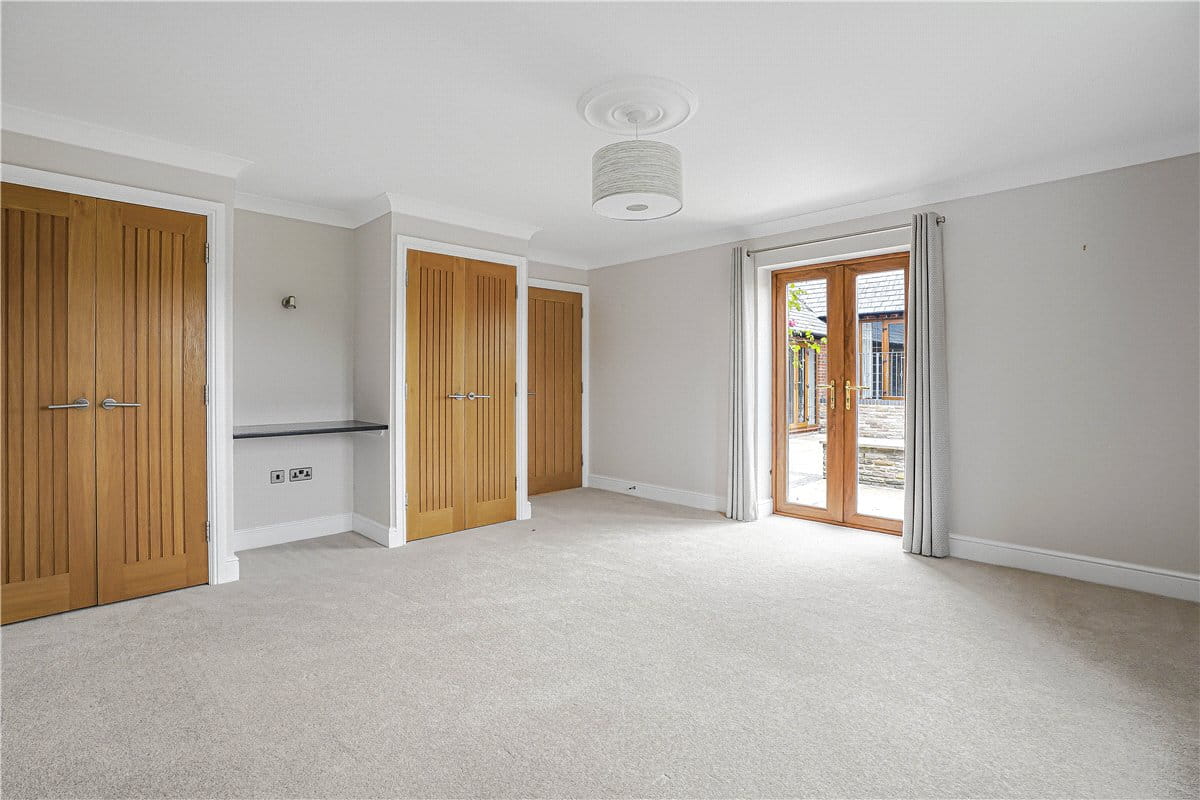 5 bedroom house, Manor Road, Wantage OX12 - Let Agreed