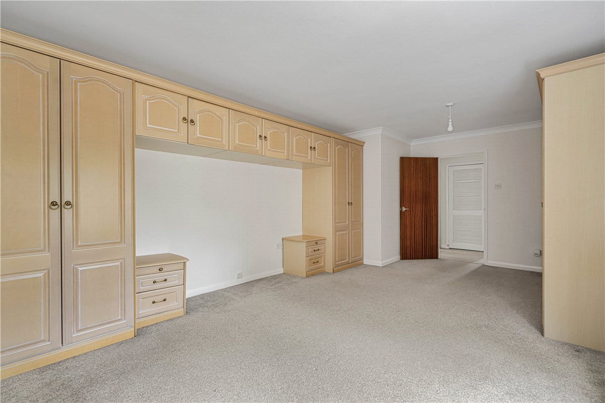 3 bedroom bungalow, Nash Lee Lane, Wendover HP22 - Available