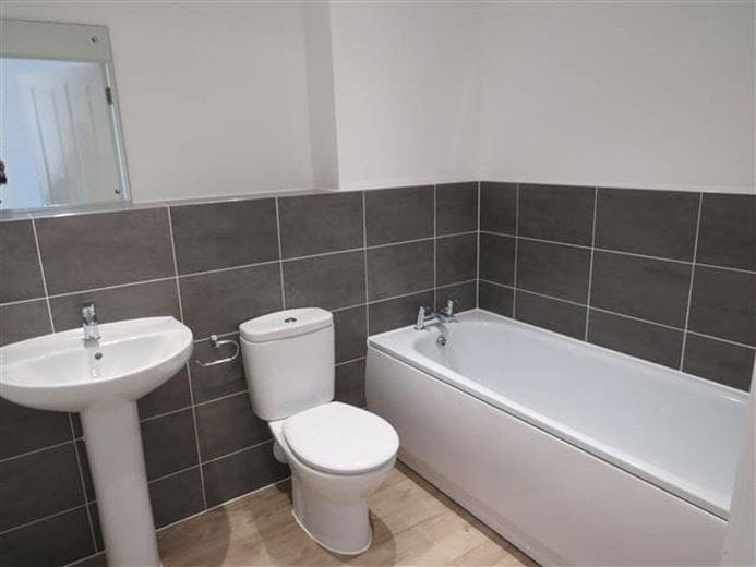 2 bedroom flat, Barrosa Way, Whitehouse MK8