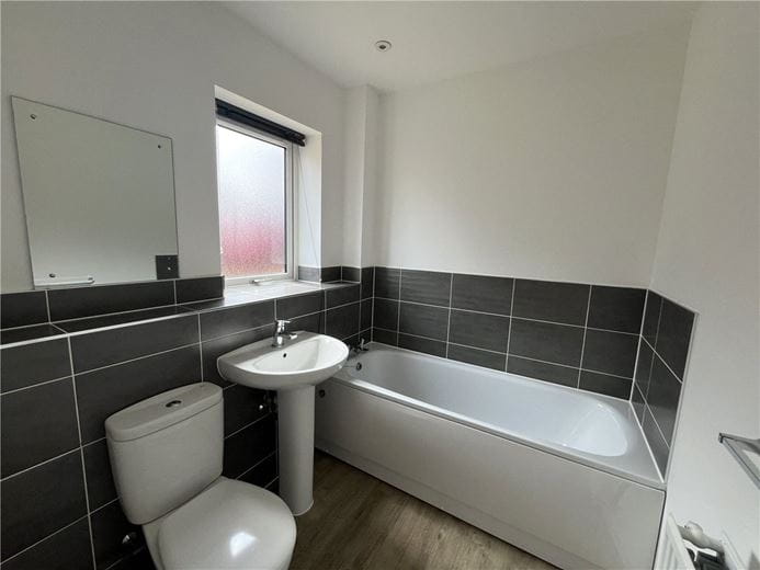 2 bedroom flat, Barrosa Way, Whitehouse MK8