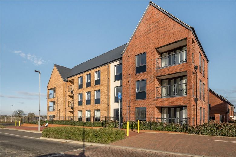 2 bedroom flat, Barrosa Way, Whitehouse MK8 - Let Agreed