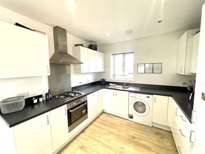 2 bedroom flat, Thenford Way, Banbury OX16 - Available