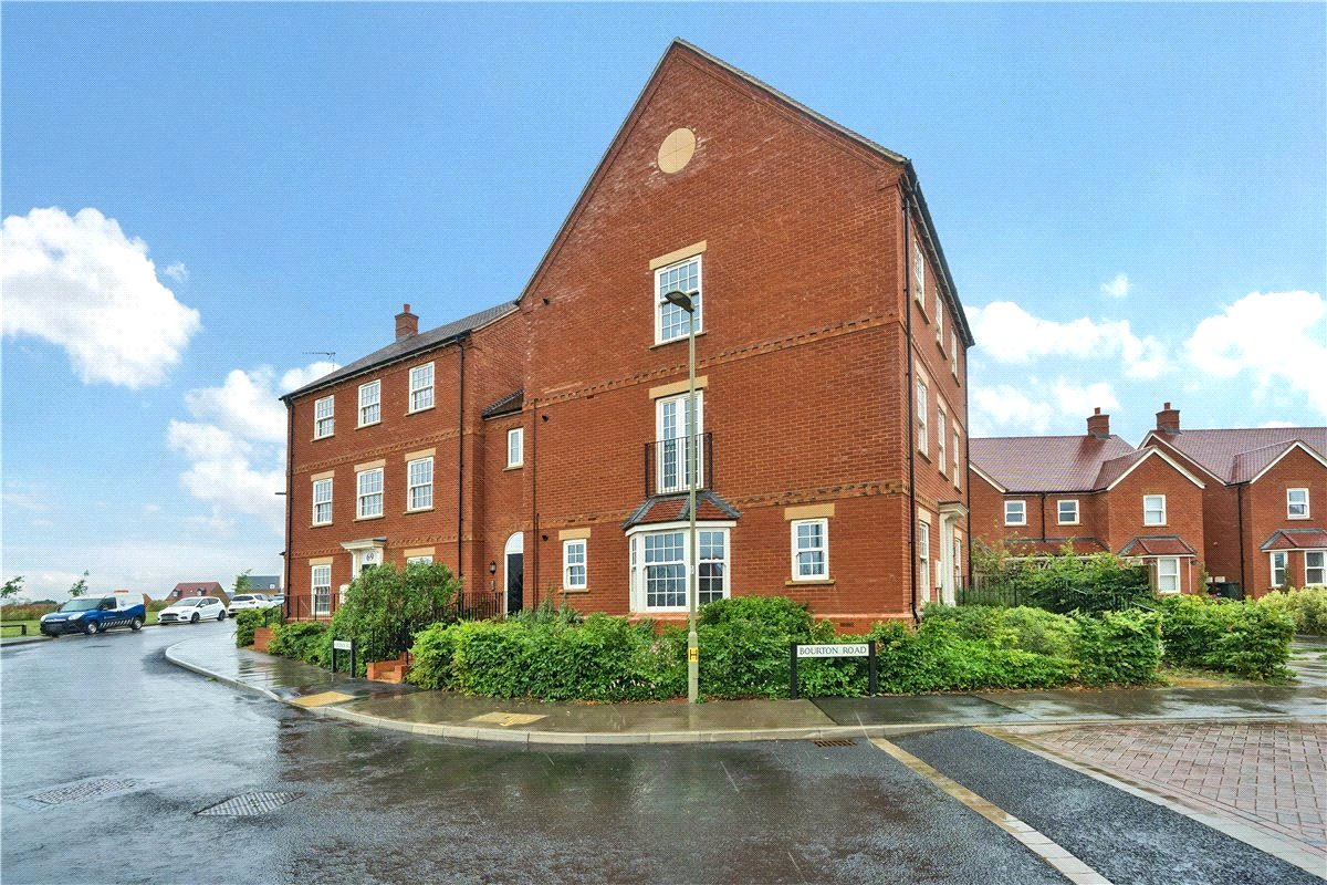 2 bedroom flat, Bourton Road, Banbury OX16 - Let Agreed