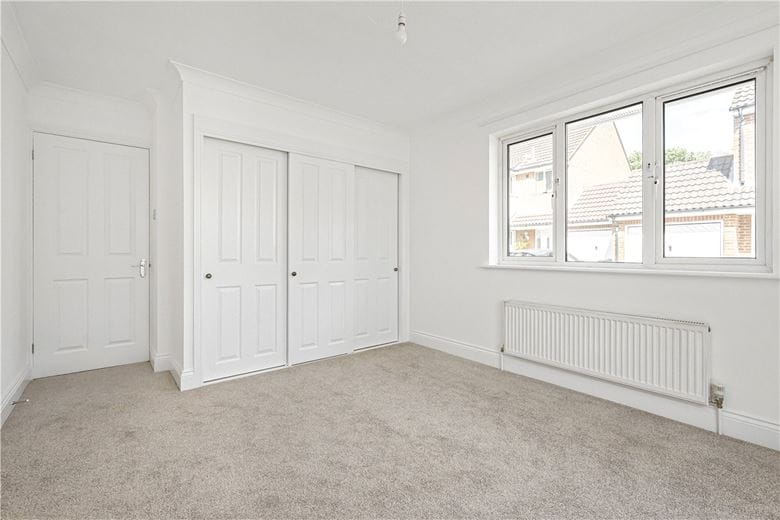 2 bedroom bungalow, Pantile Close, Witham CM8 - Available