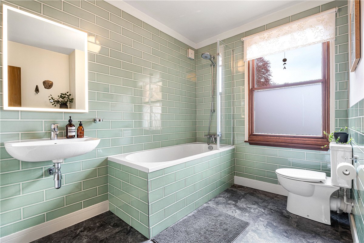 2 bedroom flat, Hartley Court, Woodstock Road OX2