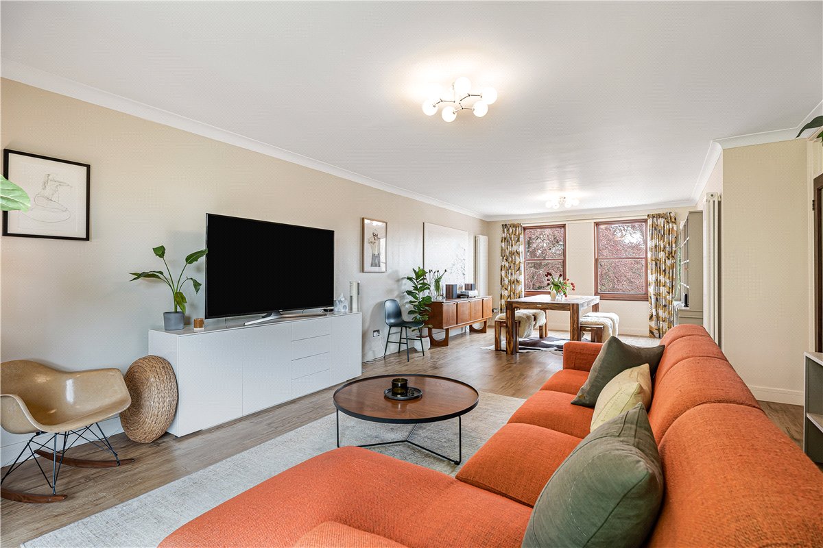 2 bedroom flat, Hartley Court, Woodstock Road OX2