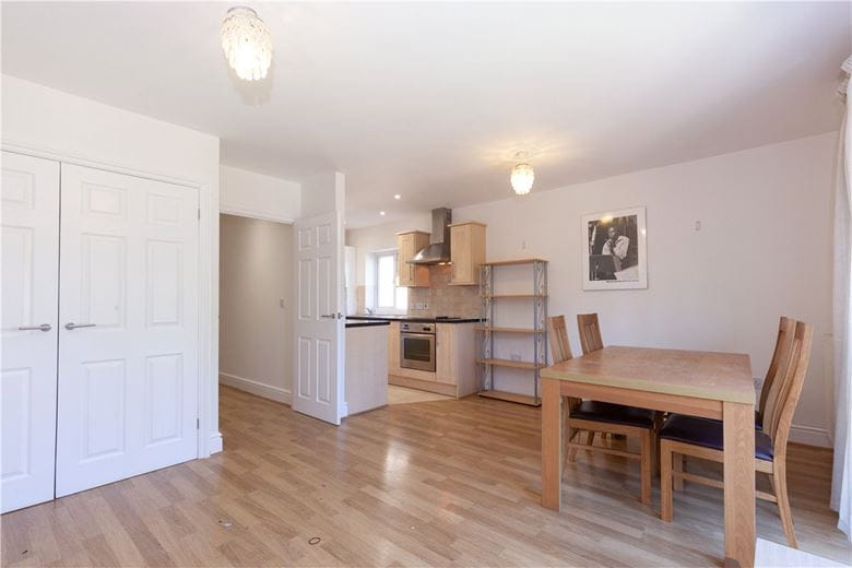 2 bedroom flat, Sunderland Avenue, Oxford OX2 - Available