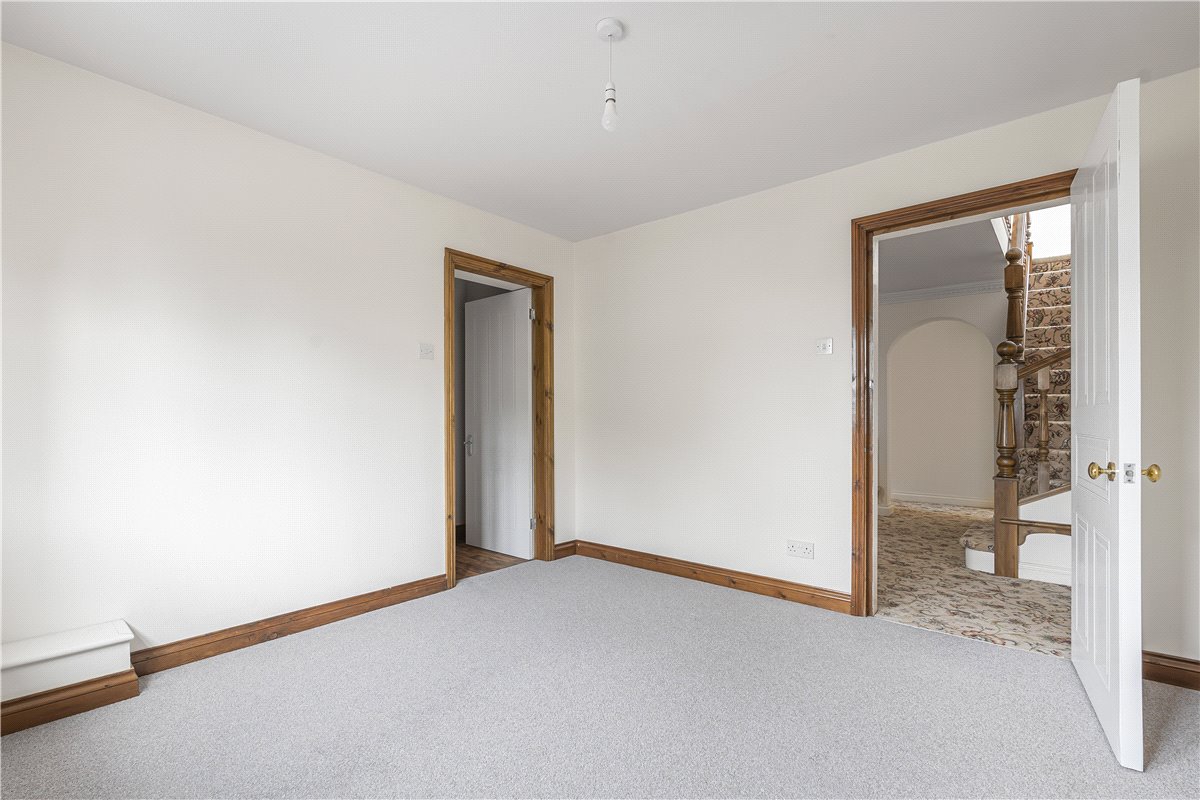 7 bedroom house, Leicester Road, New Packington LE65 - Let Agreed