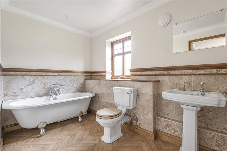 7 bedroom house, Leicester Road, New Packington LE65 - Let Agreed