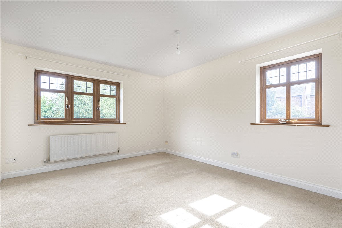 7 bedroom house, Leicester Road, New Packington LE65 - Let Agreed