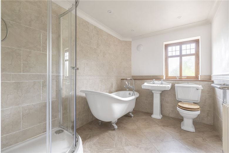 7 bedroom house, Leicester Road, New Packington LE65 - Let Agreed