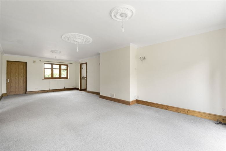 7 bedroom house, Leicester Road, New Packington LE65 - Let Agreed