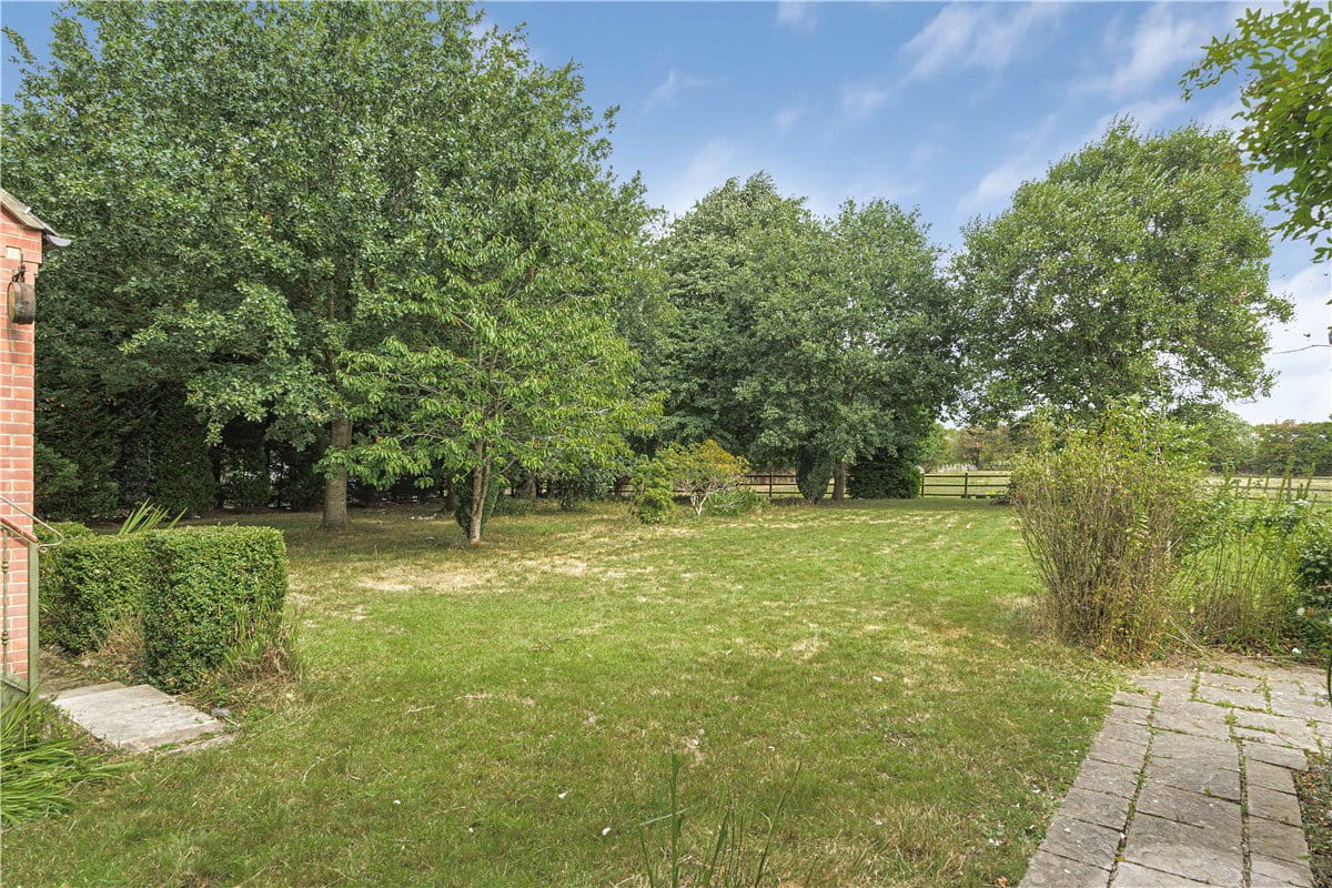 7 bedroom house, Leicester Road, New Packington LE65 - Let Agreed