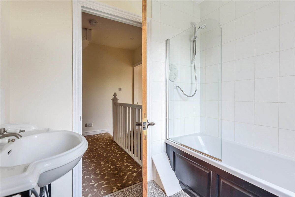 3 bedroom house, Wigshaw Lane, Culcheth WA3 - Let Agreed