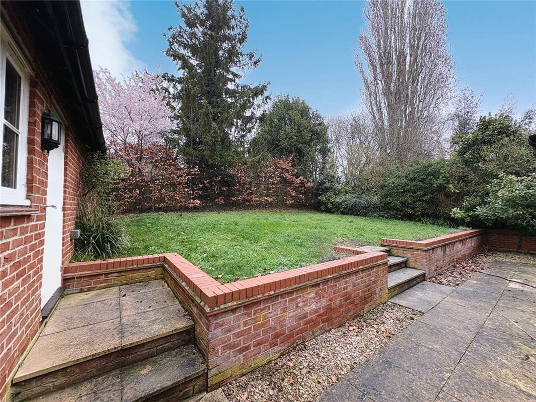 5 bedroom house, High Street, Long Wittenham OX14 - Available