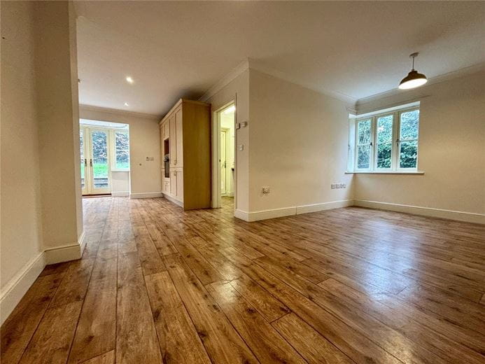 5 bedroom house, High Street, Long Wittenham OX14 - Available