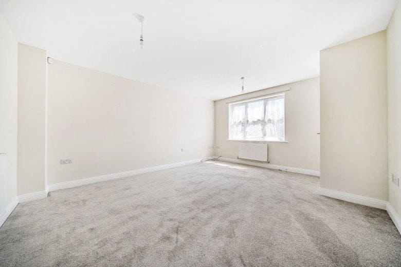 3 bedroom house, Thurgaton Way, Newton DE55 - Available