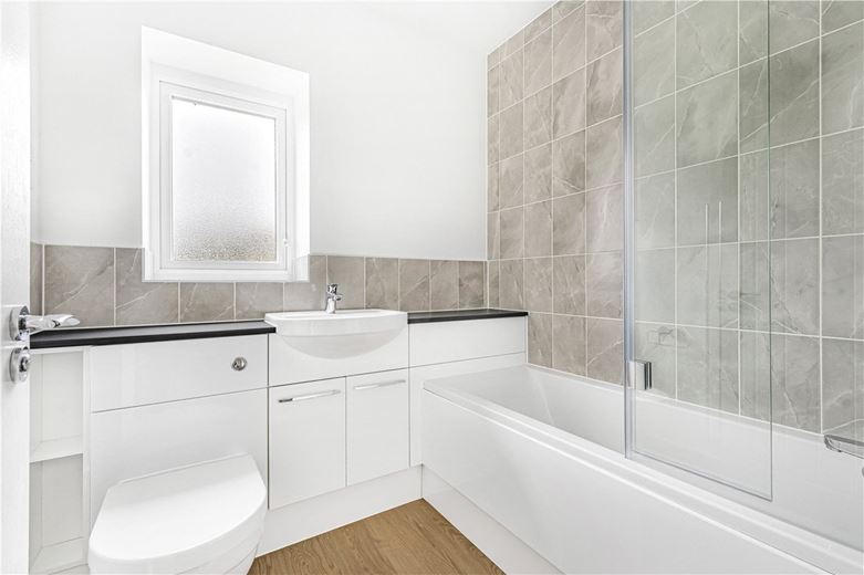 3 bedroom house, Minna Frances Close, Oxford OX2 - Let Agreed