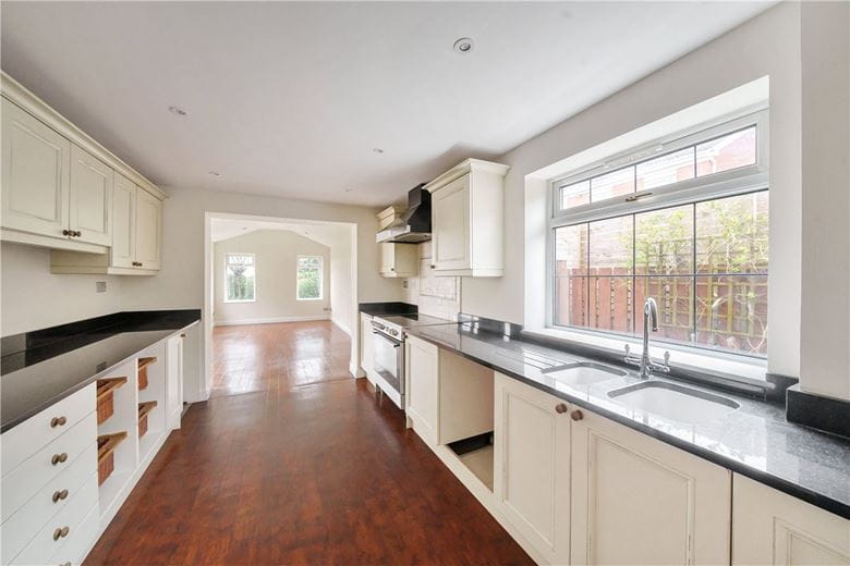 4 bedroom house, Westminster Close, Bramley S66 - Let Agreed