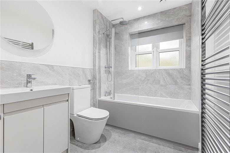3 bedroom house, Whitehorns Farm Road, Charlton OX12 - Let Agreed